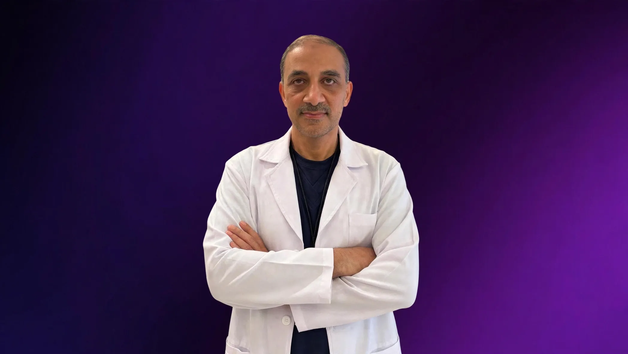 عضو في الفريق الطبي لمجمع رند الثالث الطبي