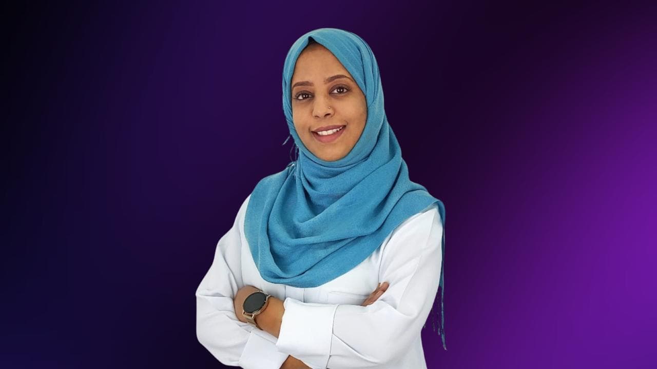 عضو في الفريق الطبي لمجمع رند الثالث الطبي